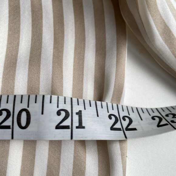 Vintage Pure Silk Button Down Shirt Women’s Large Beige Stripe Quiet Luxury - Picture 8 of 9
